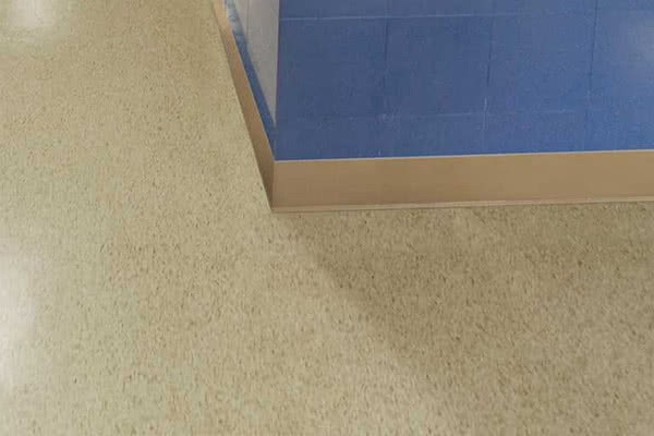 commercial_education_wallbase_mannington