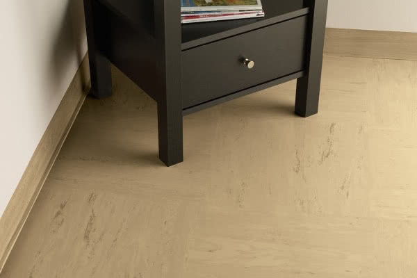 commercial_seniors_wallbase_flexco